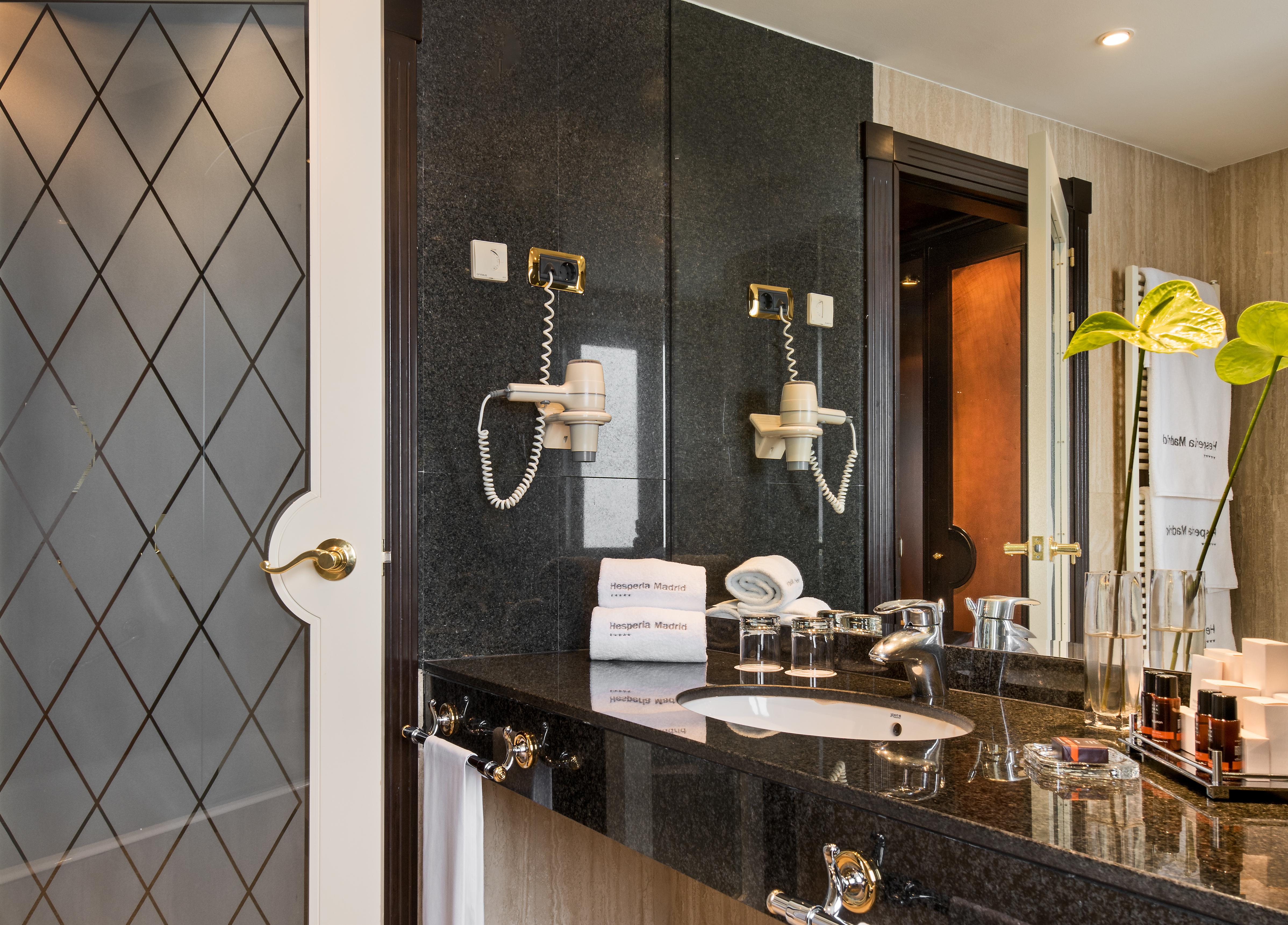 Hyatt Regency Hesperia Madrid Otel Dış mekan fotoğraf