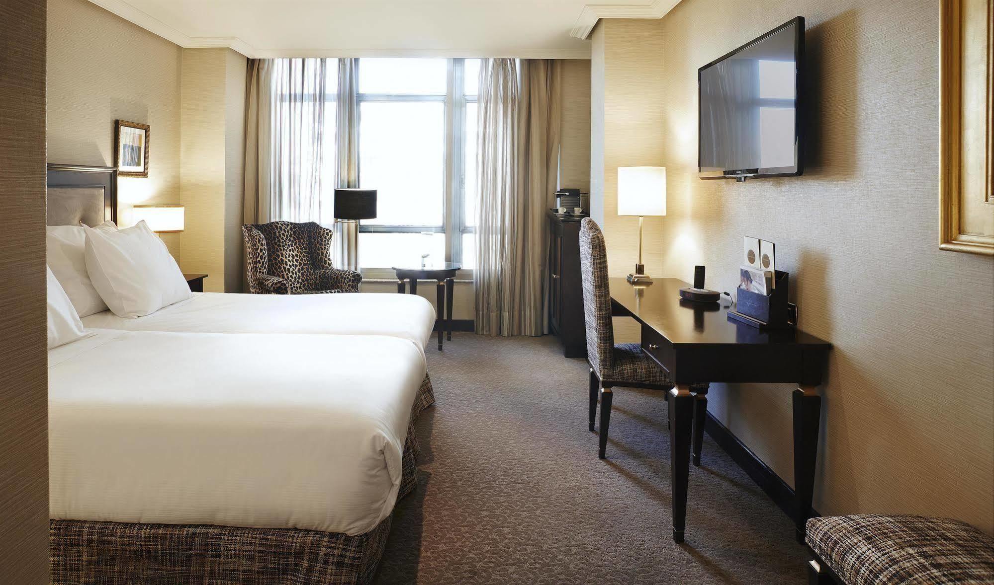 Hyatt Regency Hesperia Madrid Otel Dış mekan fotoğraf